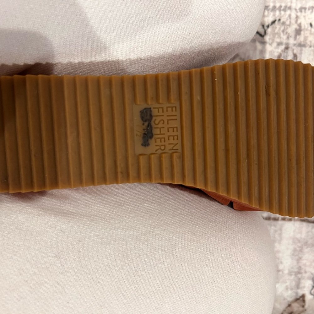 Eileen Fisher Brown Crisscross Nubuck Leather  Wedge Sandals - Picture 10 of 16